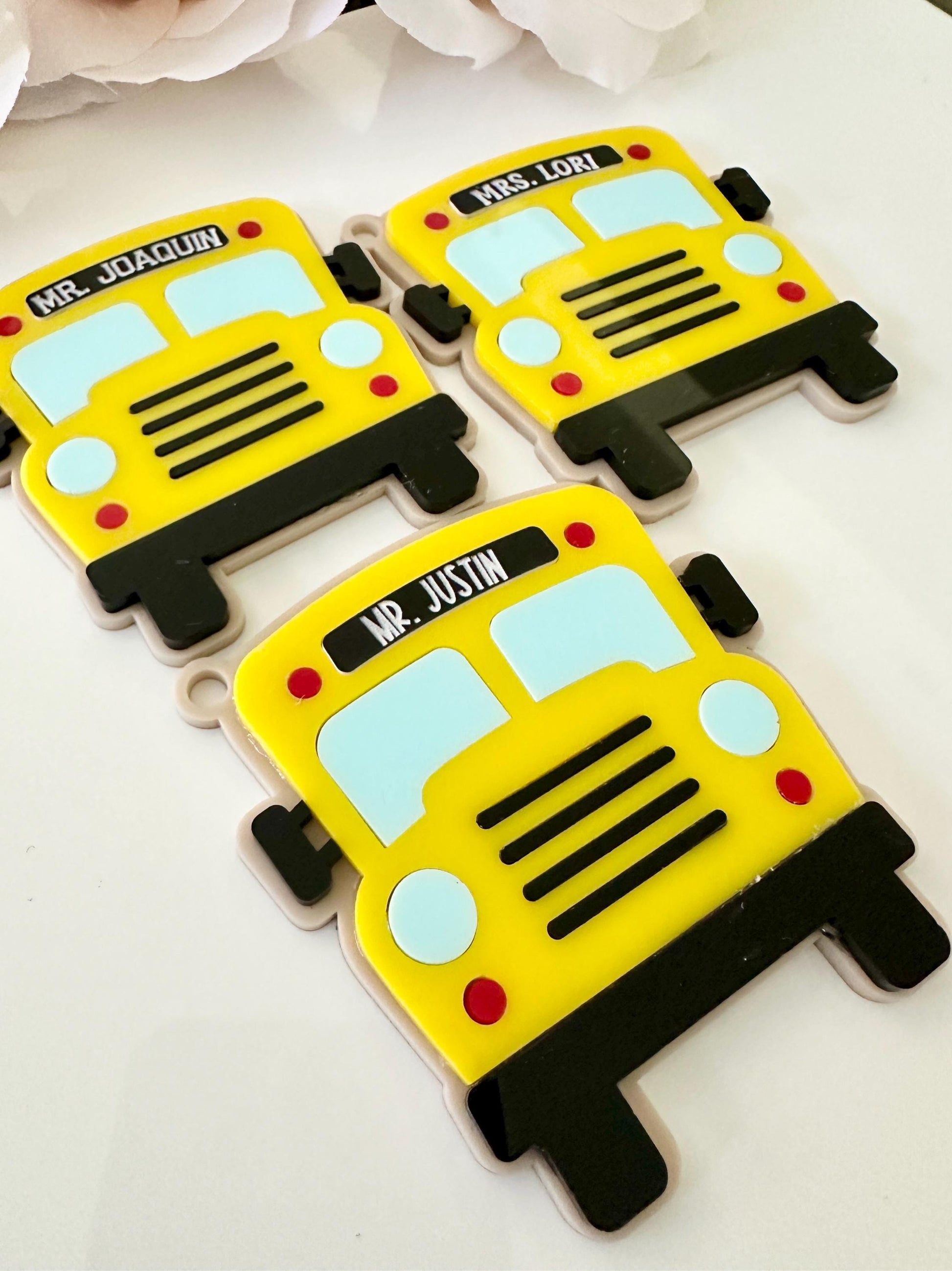 School Bus Custom Acrylic Keychain| Name Tag| School Bus Appreciation Gift| Bus Driver Keychain| Gift For Bus Driver| Back To School Gift