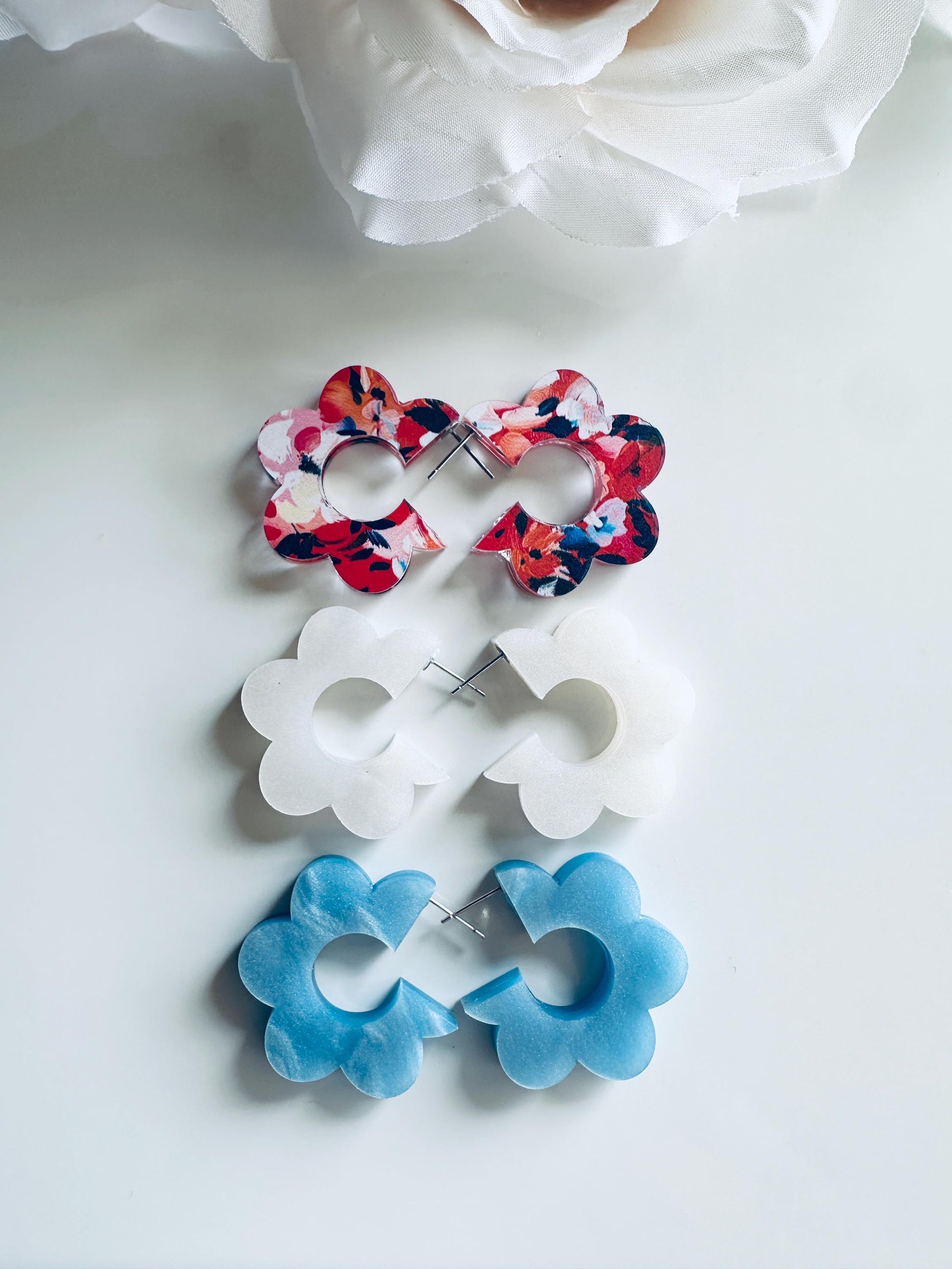 Floral Acrylic Earrings| Red White Blue Earrings| 4th of July Earrings| Patriotic Long Earrings| Circle Impressionist| Fireworks