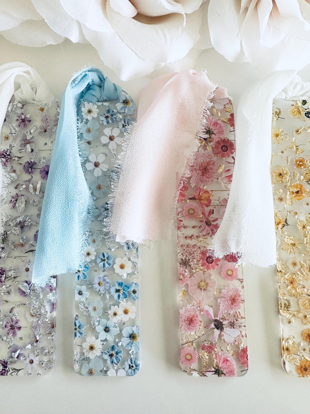 Pressed Flower Bookmark| Acrylic Bookmark with Ribbon| Reading Accessories| Pressed Flower Bookmark Personalized Gift|Floral Gift|Book Lover