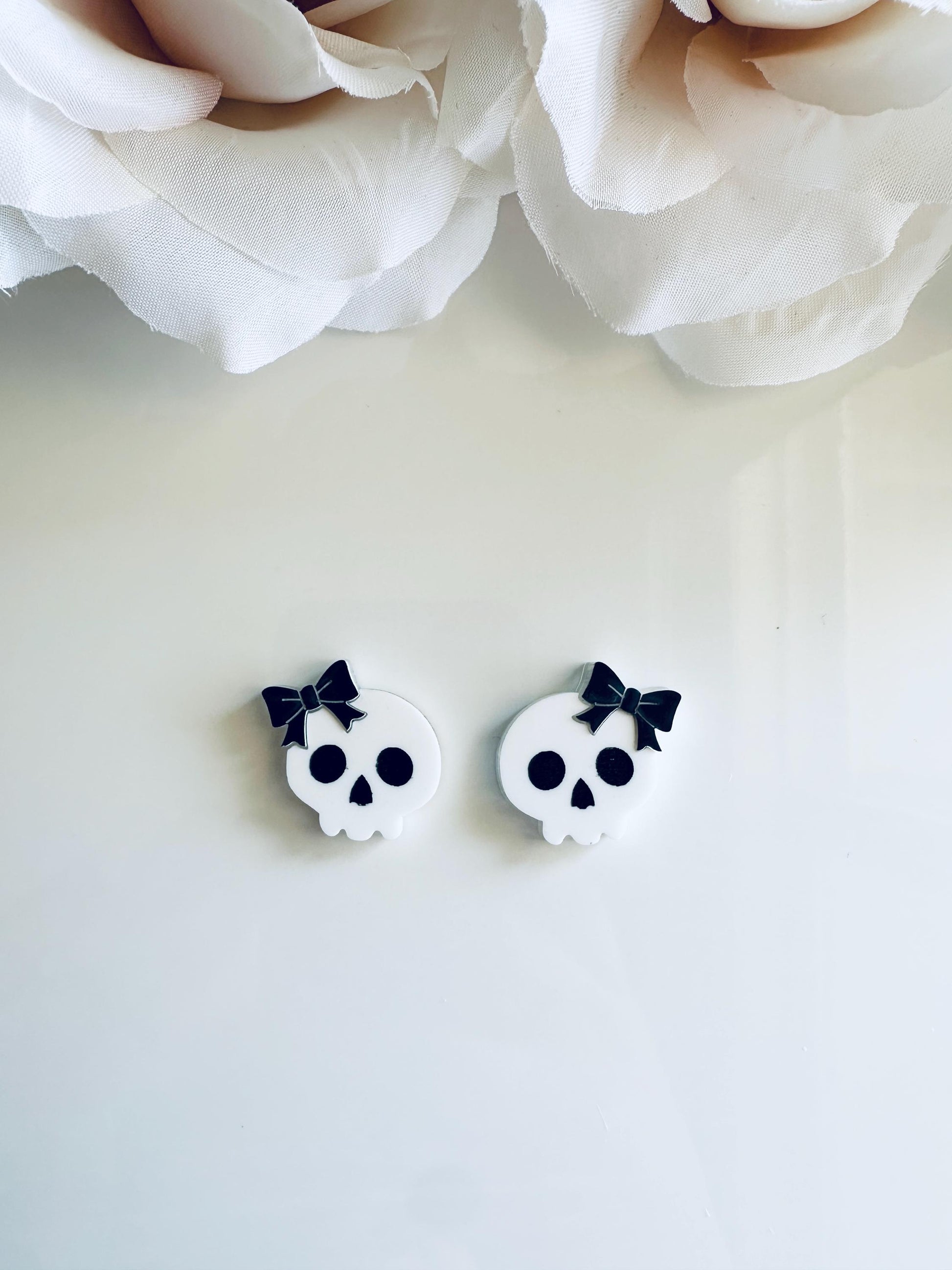 Halloween Stud Earrings| Pumpkin Bow| Ghost Bow| Black Glitter Bat| Skull Bow| Ghost Cat Ears|Spooky Cute Studs|Halloween Fall Stud Earrings