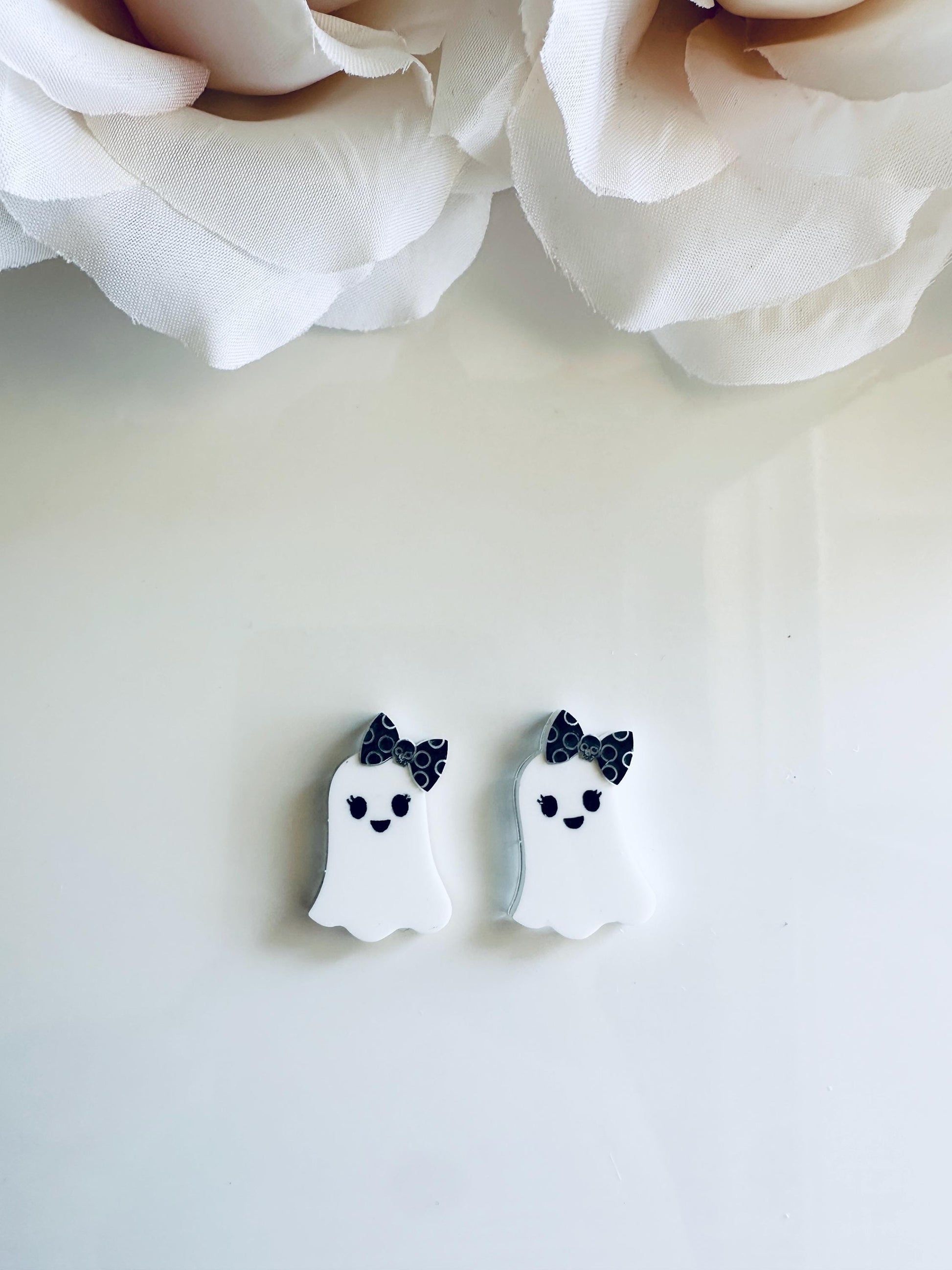 Halloween Stud Earrings| Pumpkin Bow| Ghost Bow| Black Glitter Bat| Skull Bow| Ghost Cat Ears|Spooky Cute Studs|Halloween Fall Stud Earrings