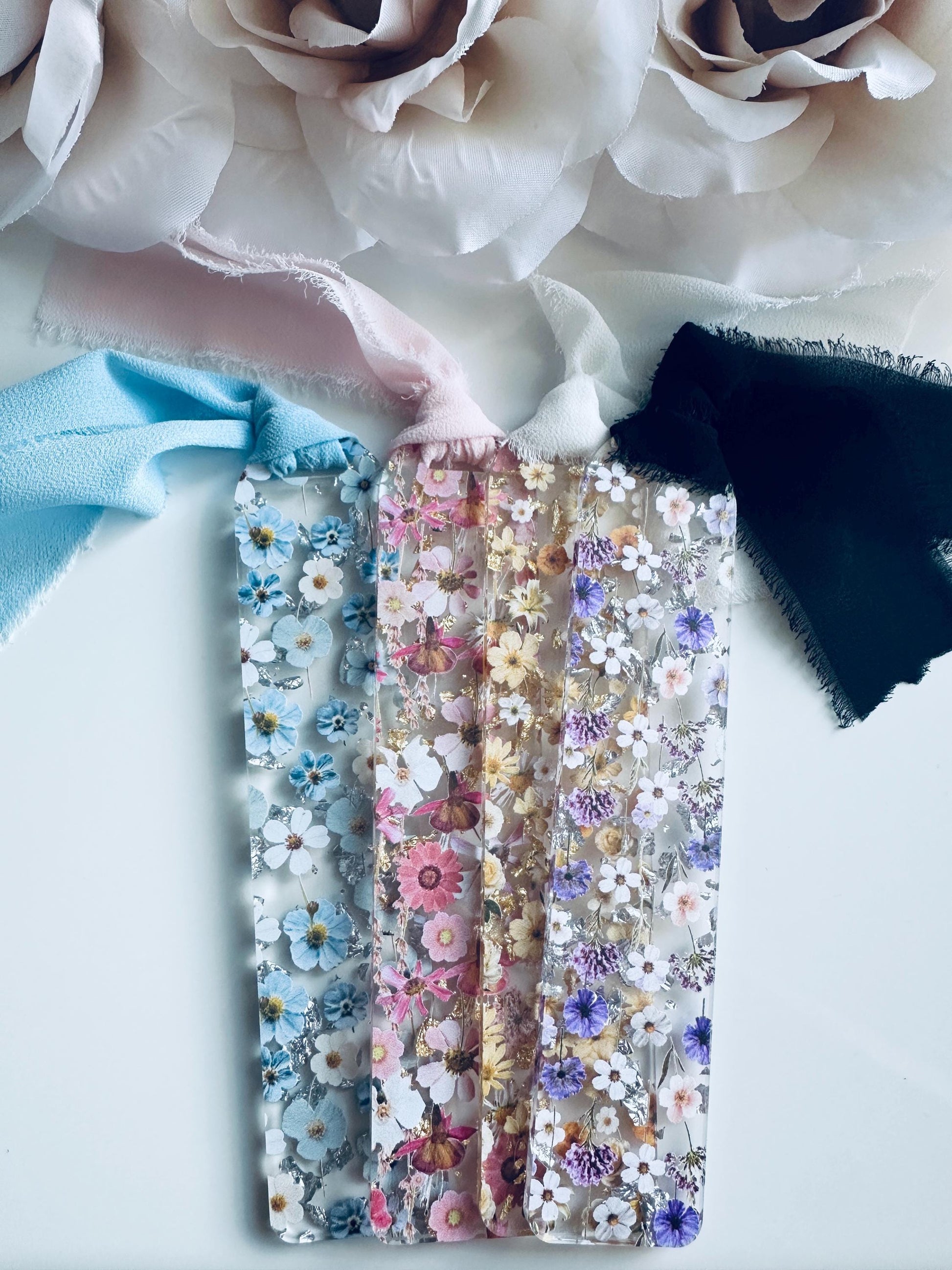 Pressed Flower Bookmark| Acrylic Bookmark with Ribbon| Reading Accessories| Pressed Flower Bookmark Personalized Gift|Floral Gift|Book Lover