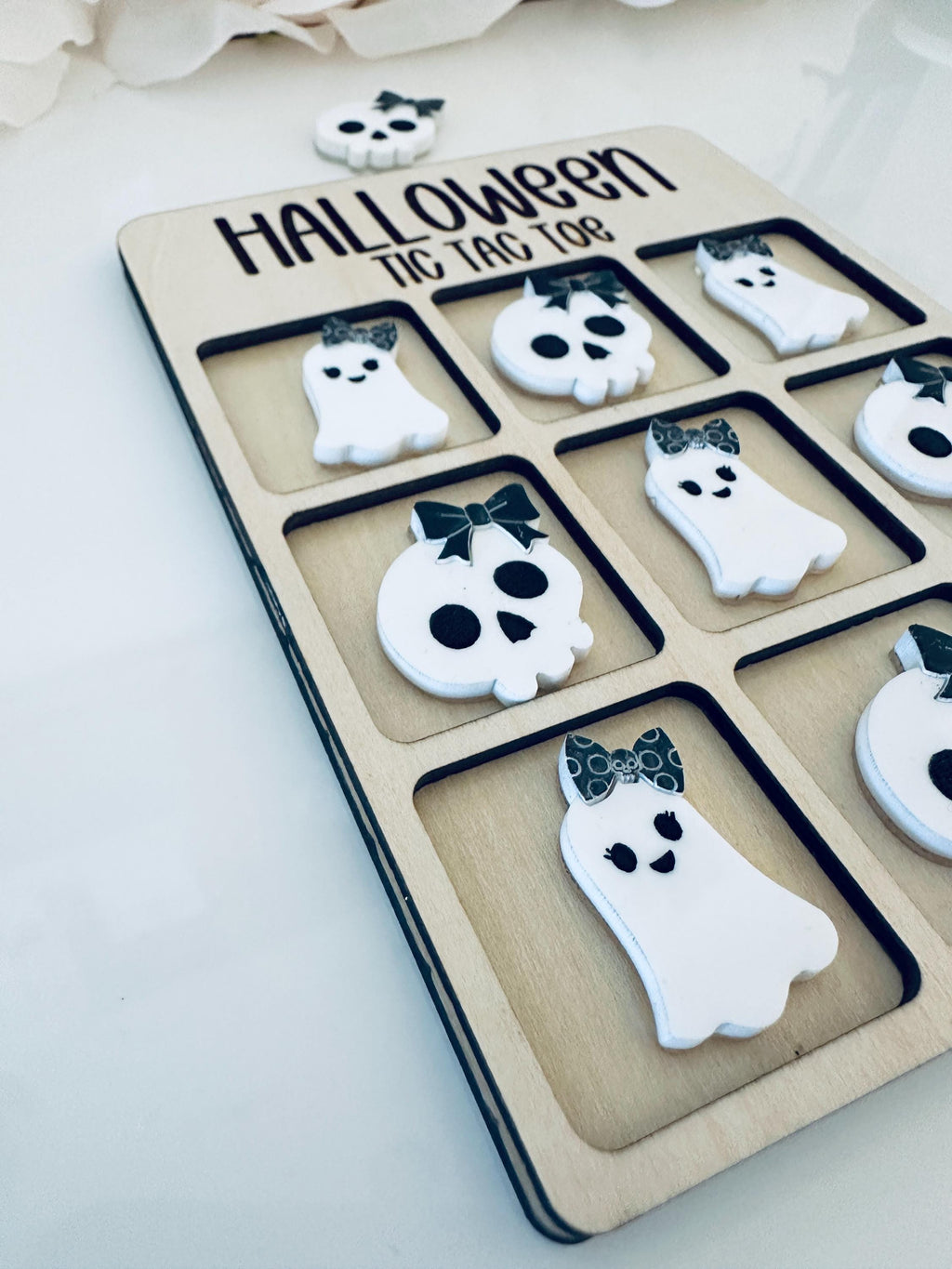 Halloween Tic Tac Toe Board Game|Boo Basket|Halloween Game| Stocking Stuffer Gift|Travel Game|Handmade Gift for Kids & Families|Spooky Decor