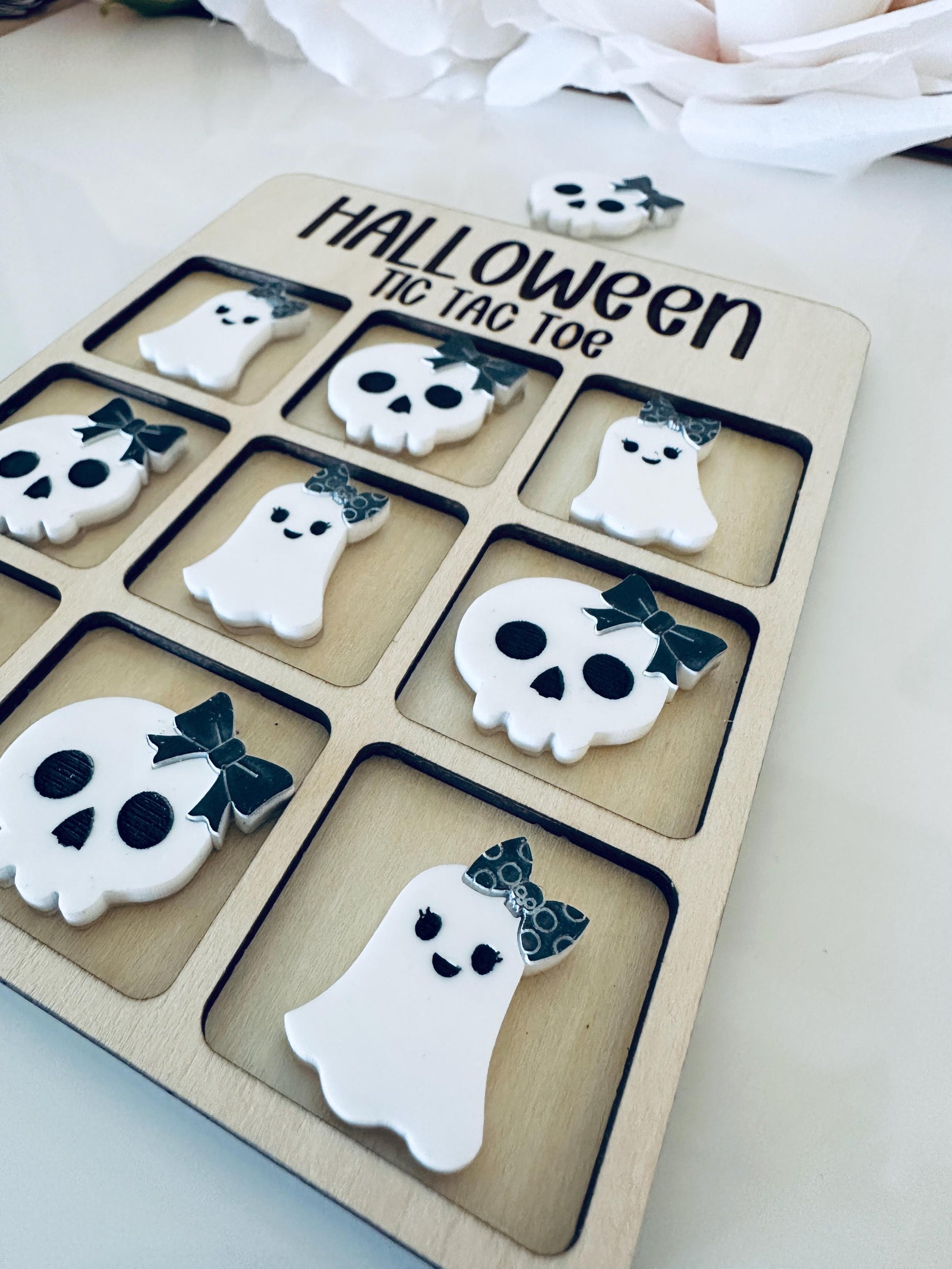 Halloween Tic Tac Toe Board Game|Boo Basket|Halloween Game| Stocking Stuffer Gift|Travel Game|Handmade Gift for Kids & Families|Spooky Decor