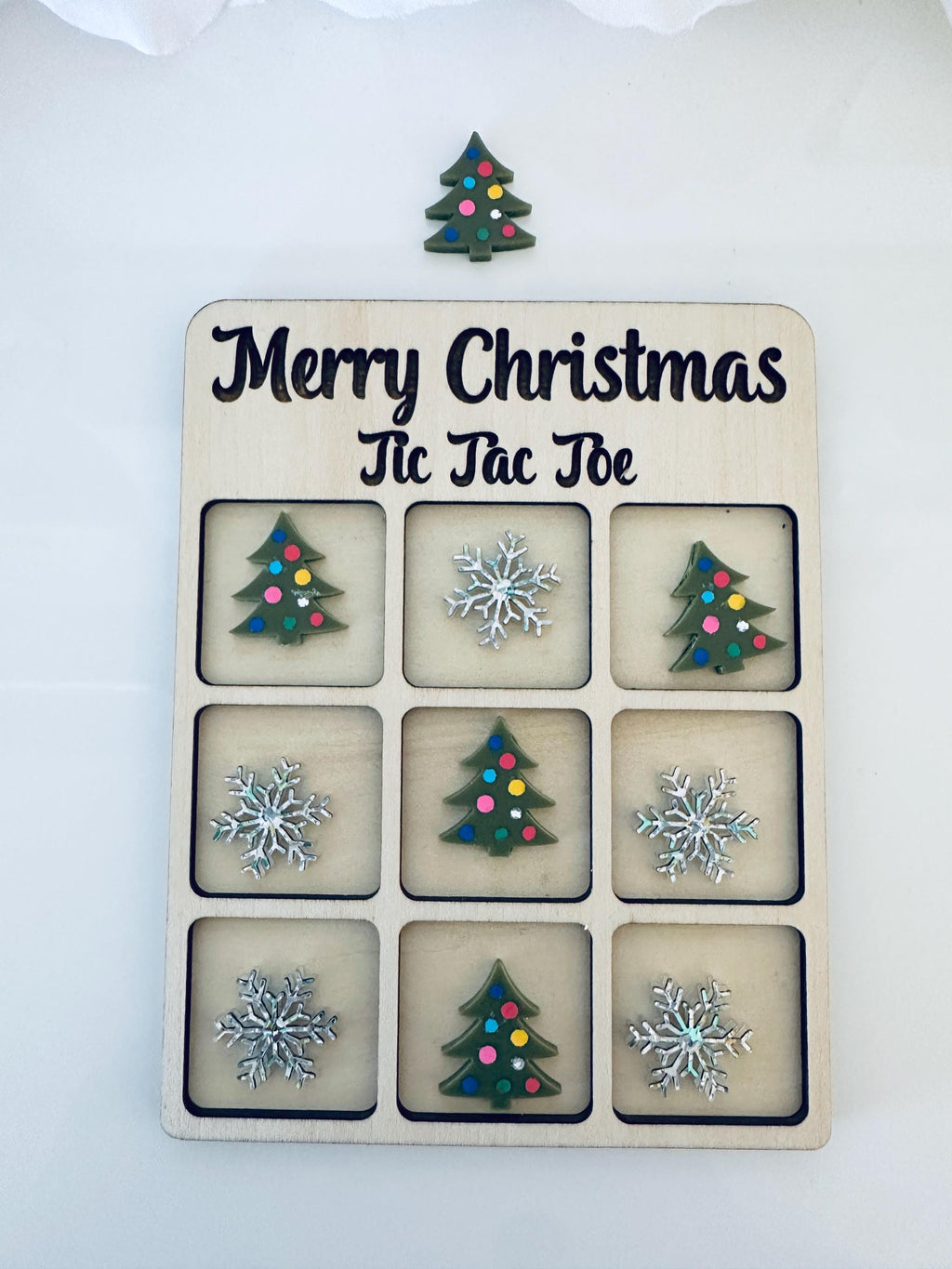 Christmas Tic Tac Toe Game | Holiday Game Board | Family Game Night| Kids Gift| Stocking Stuffer Gift| Travel Game| Christmas Gift