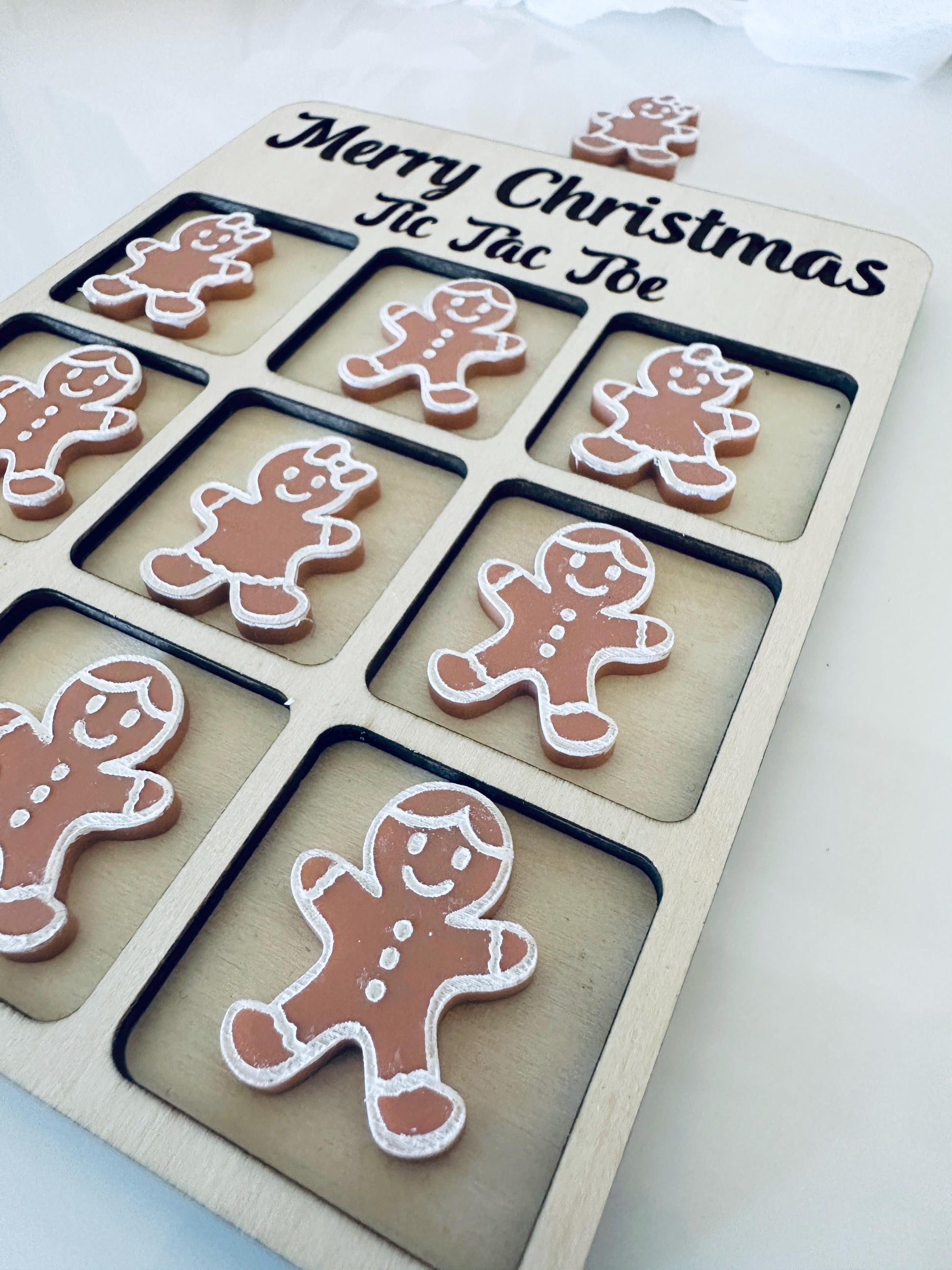 Christmas Tic Tac Toe Game | Holiday Game Board | Family Game Night| Kids Gift| Stocking Stuffer Gift| Travel Game| Christmas Gift