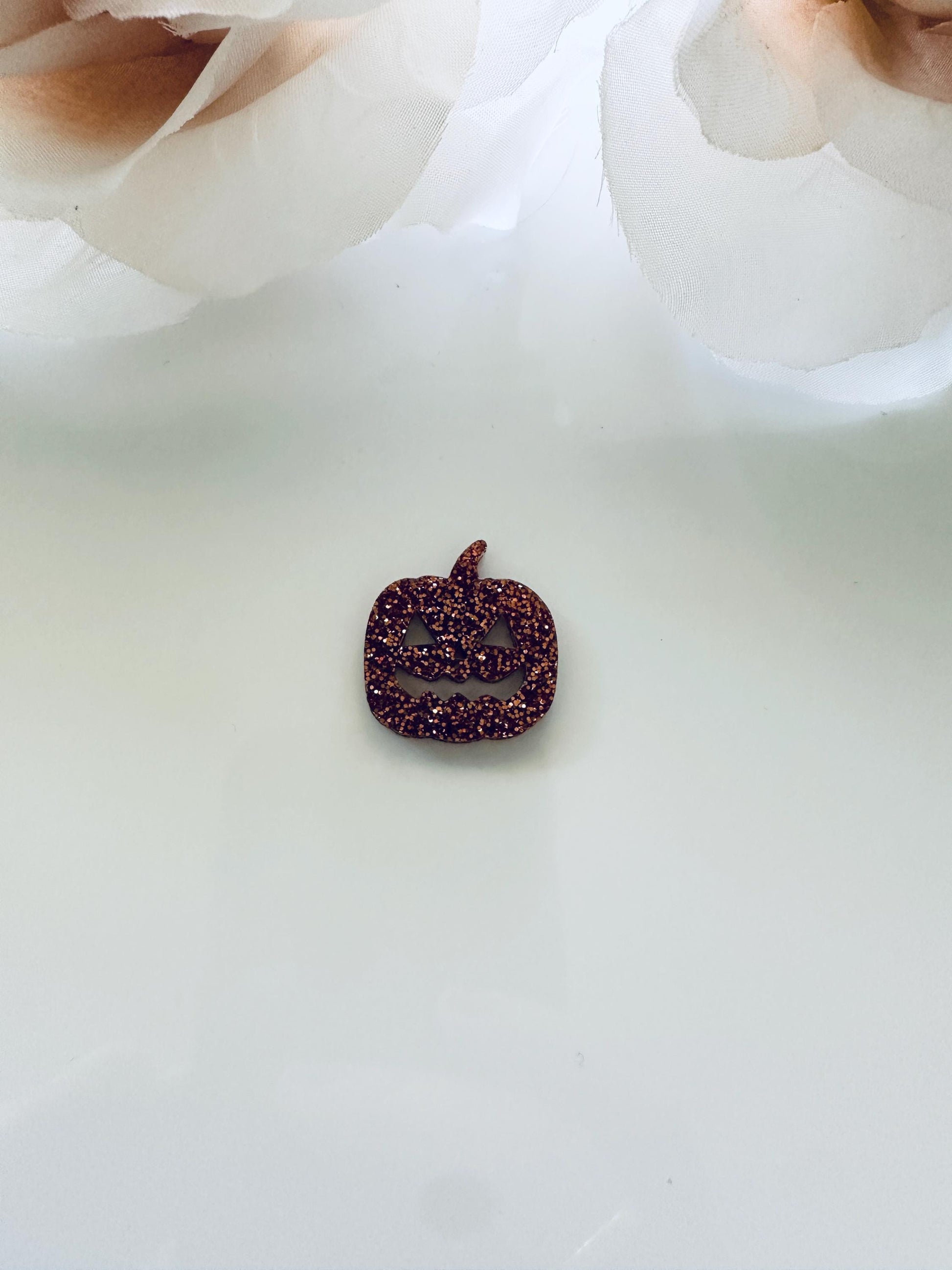 Halloween Tic Tac Toe Board Game|Boo Basket|Halloween Game| Stocking Stuffer Gift|Travel Game|Handmade Gift for Kids & Families|Spooky Decor