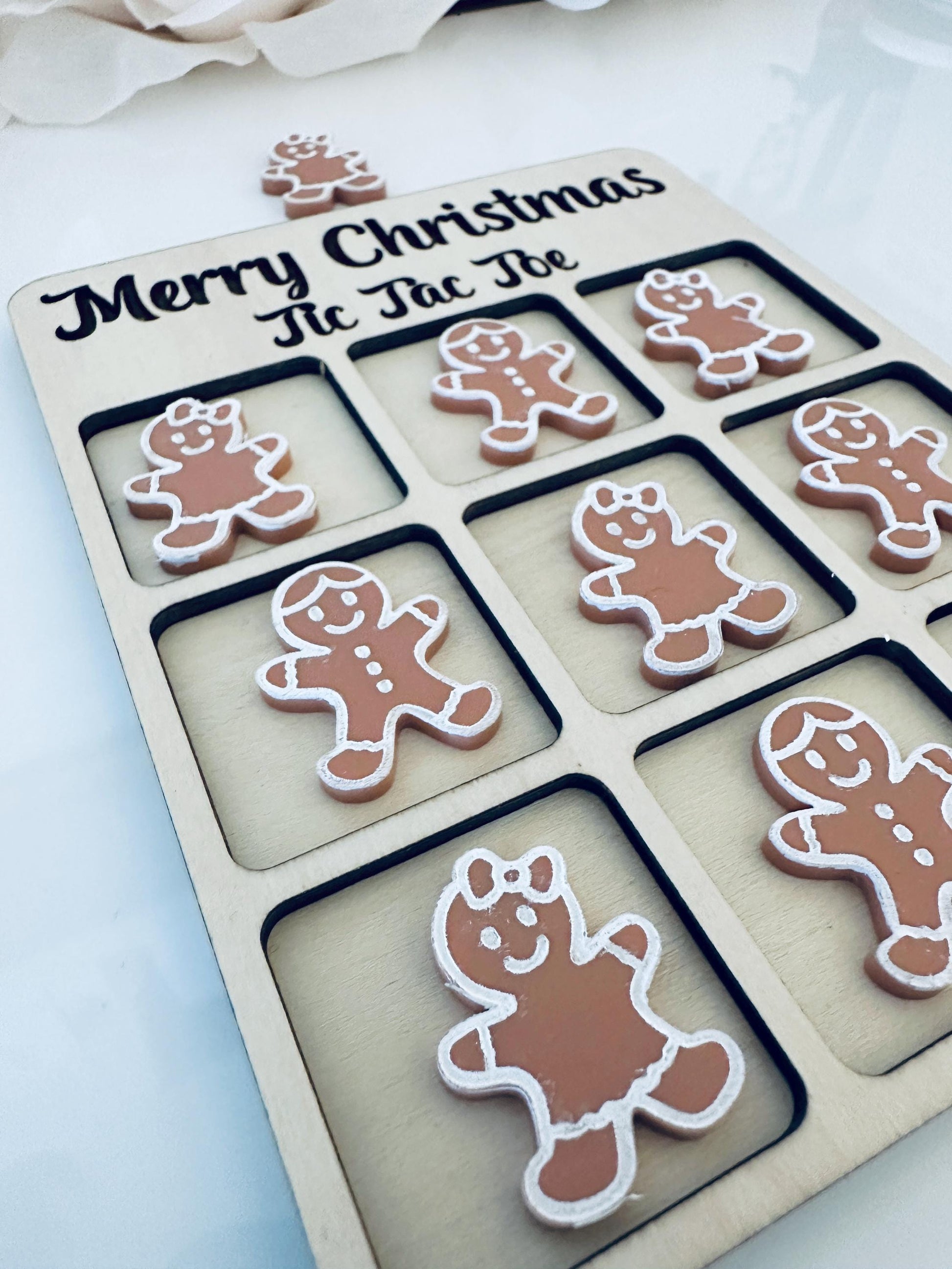 Christmas Tic Tac Toe Game | Holiday Game Board | Family Game Night| Kids Gift| Stocking Stuffer Gift| Travel Game| Christmas Gift